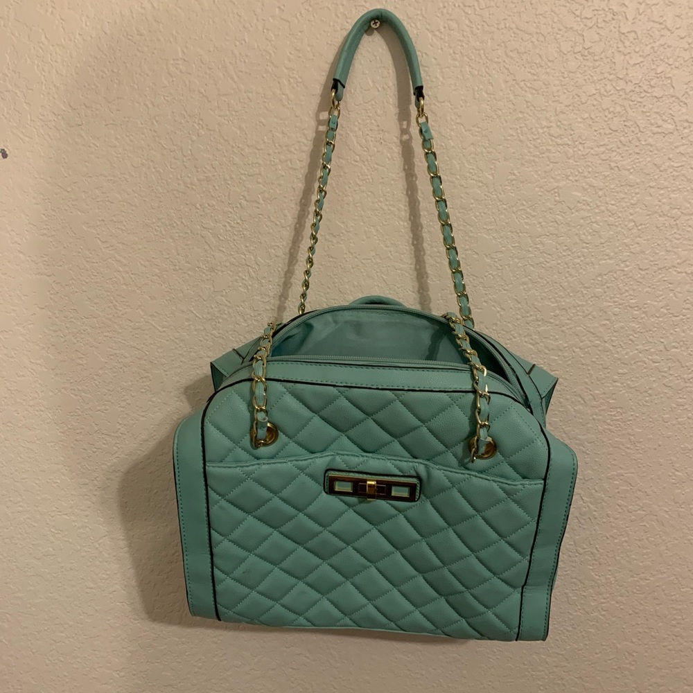 We love the blue